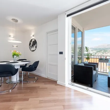 Tonka Deluxe 公寓 *